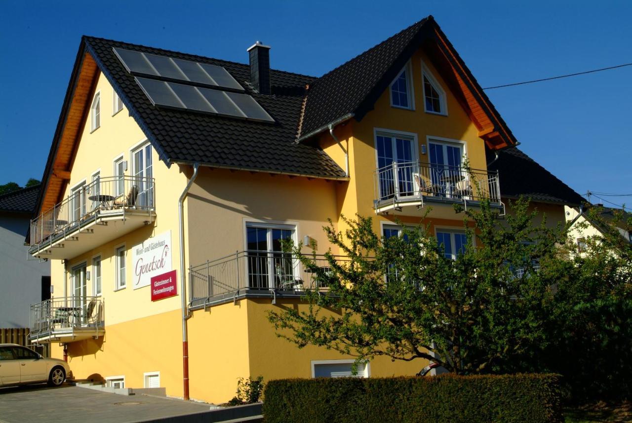 Wein- Und Gaestehaus Genetsch Lieser Bagian luar foto
