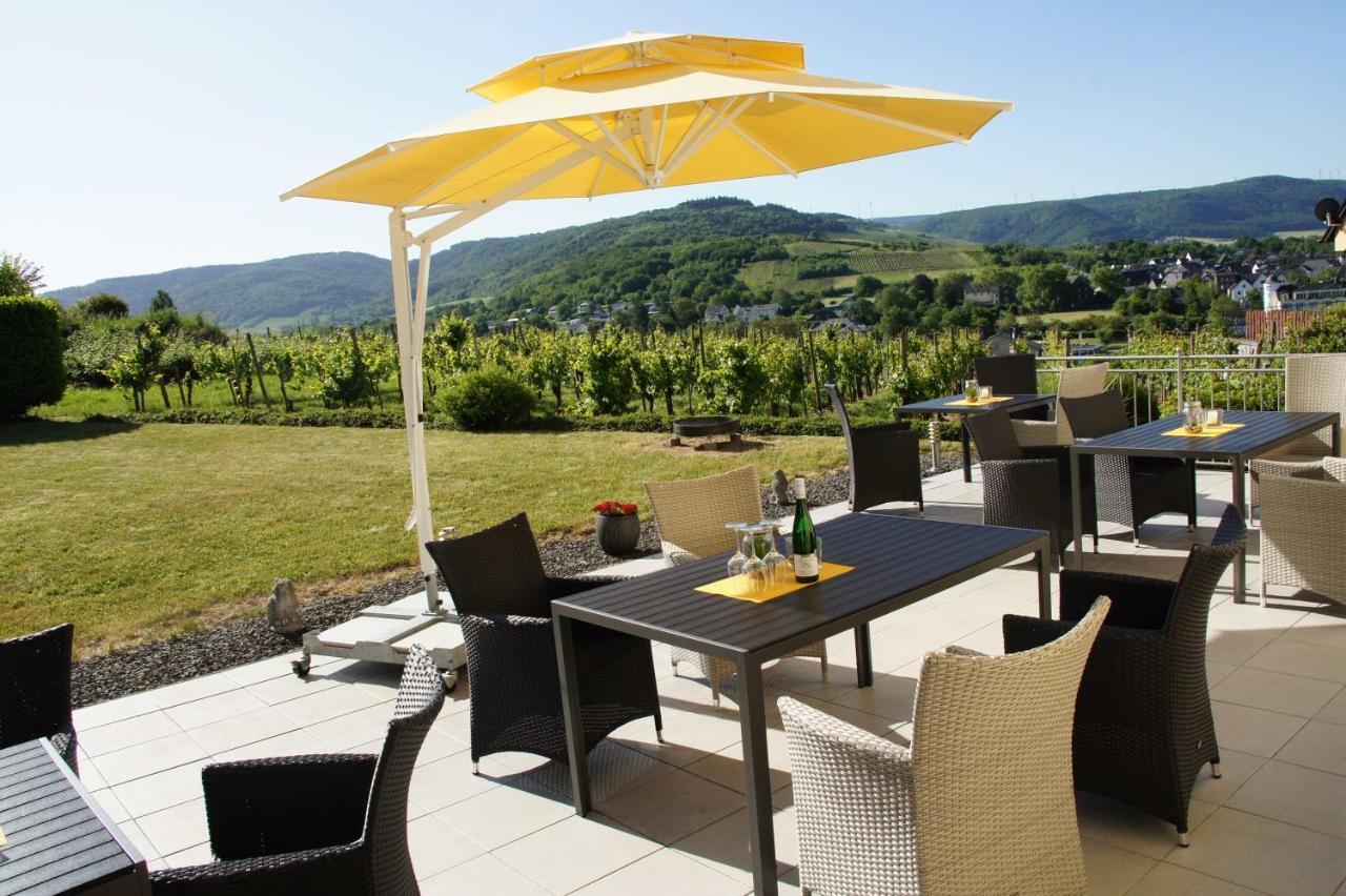 Wein- Und Gaestehaus Genetsch Lieser Bagian luar foto
